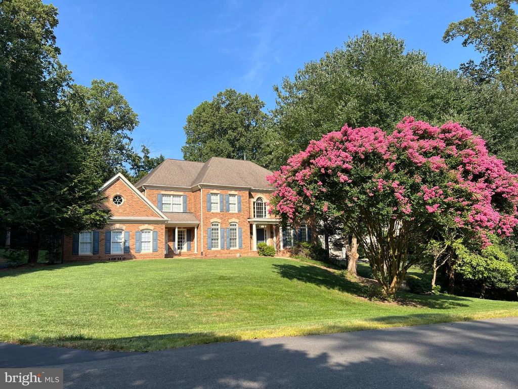 3227 FOXVALE DR, Oakton, VA 22124