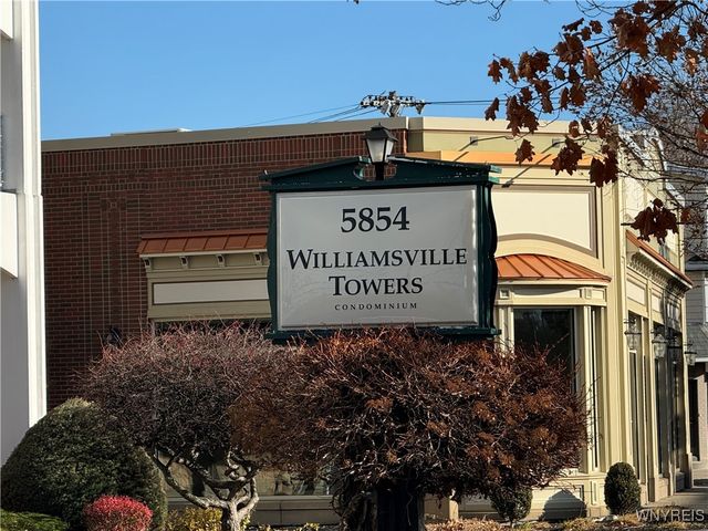 5854 Main Street 403, Amherst, NY 14221