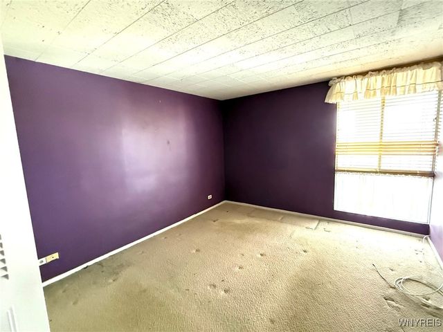 5854 Main Street 403, Amherst, NY 14221