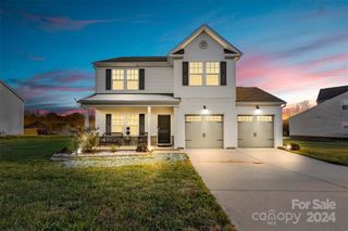 113 Dublin Court, Statesville, NC 28677