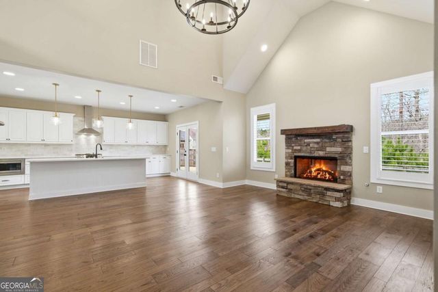 12 Bridgestone Way SE, Cartersville, GA 30120