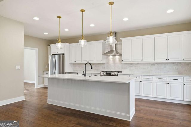 12 Bridgestone Way SE, Cartersville, GA 30120