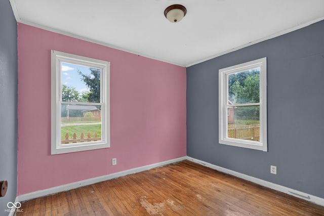 321 E 39th Street, Anderson, IN 46013