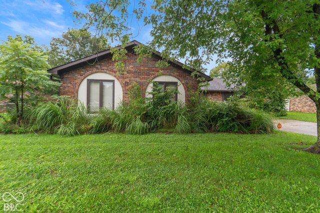 621 Pioneer Drive, Indianapolis, IN 46217