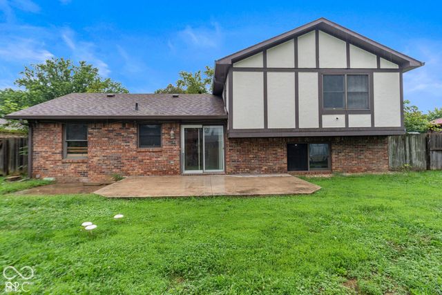 621 Pioneer Drive, Indianapolis, IN 46217