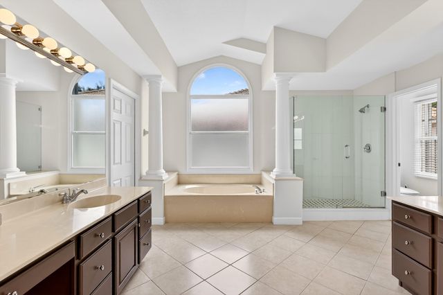 194 Lone Pine Drive, Palm Beach Gardens, FL 33410