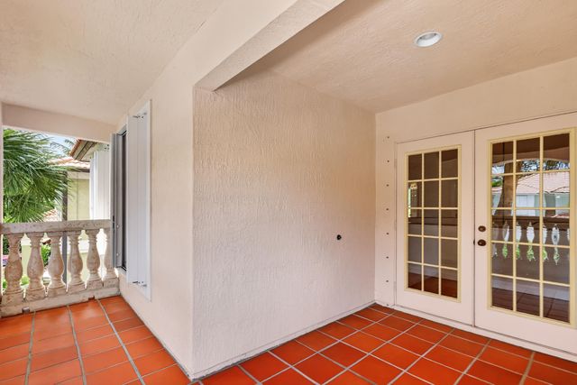 194 Lone Pine Drive, Palm Beach Gardens, FL 33410