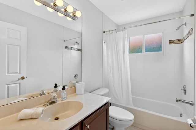 194 Lone Pine Drive, Palm Beach Gardens, FL 33410