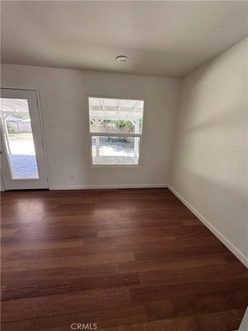 17738 Lanark St, Reseda, CA 91335