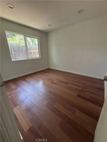 17738 Lanark St, Reseda, CA 91335