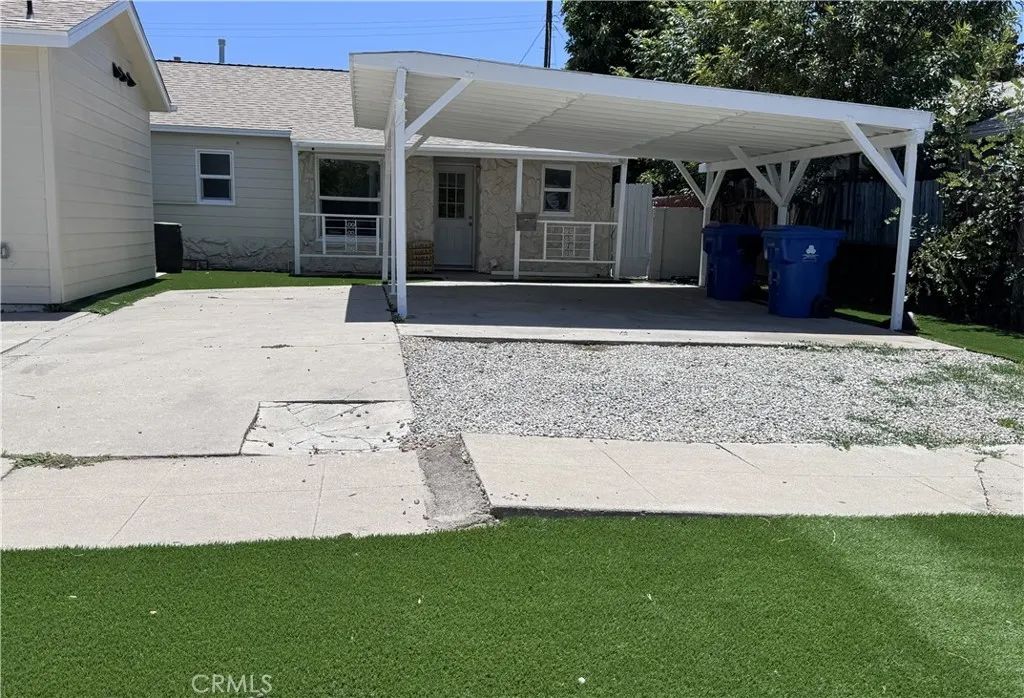 17738 Lanark St, Reseda, CA 91335