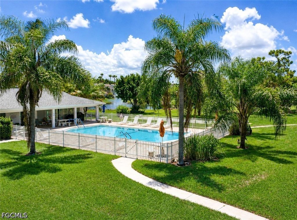 1830 Brantley RD I7, Fort Myers, FL 33907
