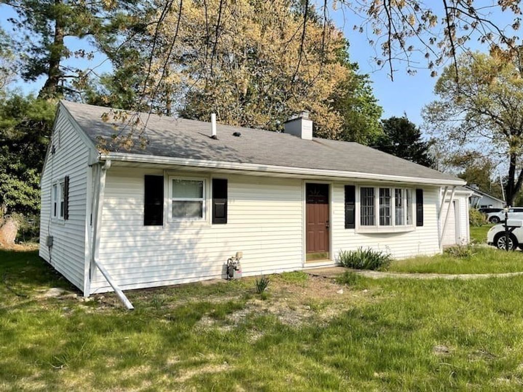 271 Beacon St, Framingham, MA 01701