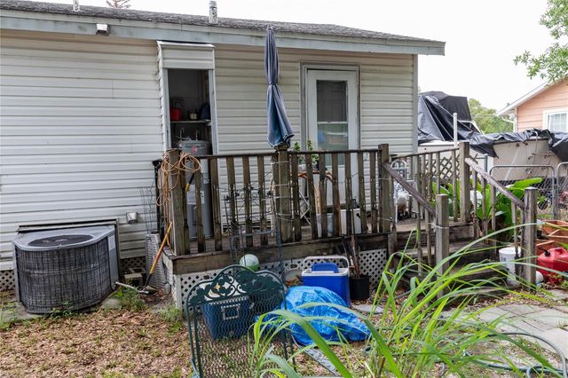 148 W MAGNOLIA STREET, Apopka, FL 32703