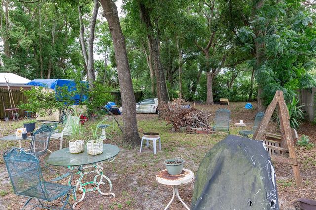 148 W MAGNOLIA STREET, Apopka, FL 32703