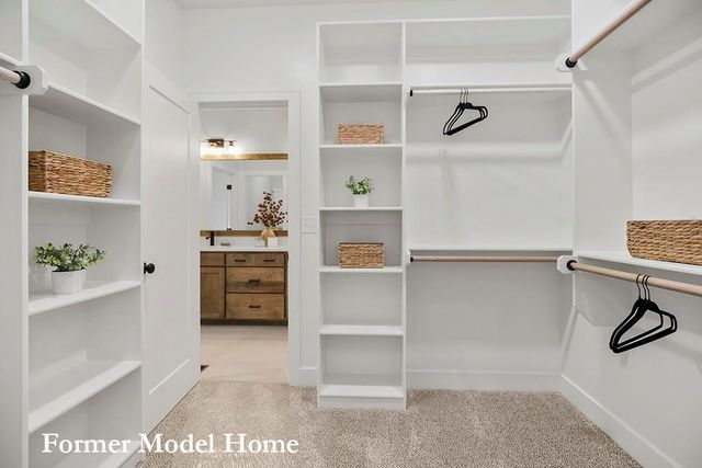 7904 SE Hoot Owl Street, Blue Springs, MO 64014