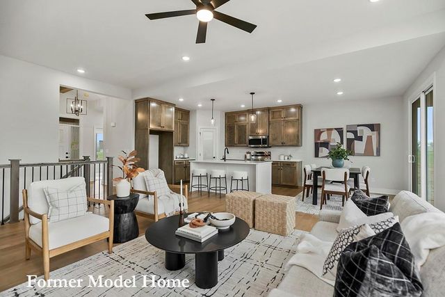 7904 SE Hoot Owl Street, Blue Springs, MO 64014
