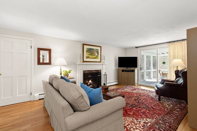 6 Audubon Drive, Topsfield, MA 01983