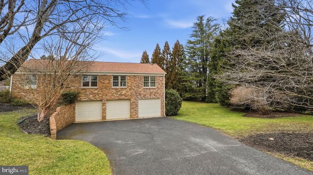 8416 WELLER AVE, Mclean, VA 22102