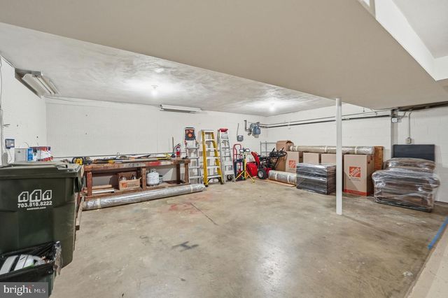 8416 WELLER AVE, Mclean, VA 22102