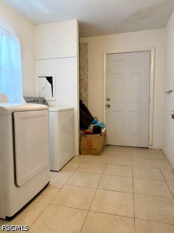 13032 8th ST, Fort Myers, FL 33905