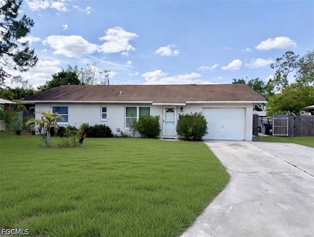 13032 8th ST, Fort Myers, FL 33905