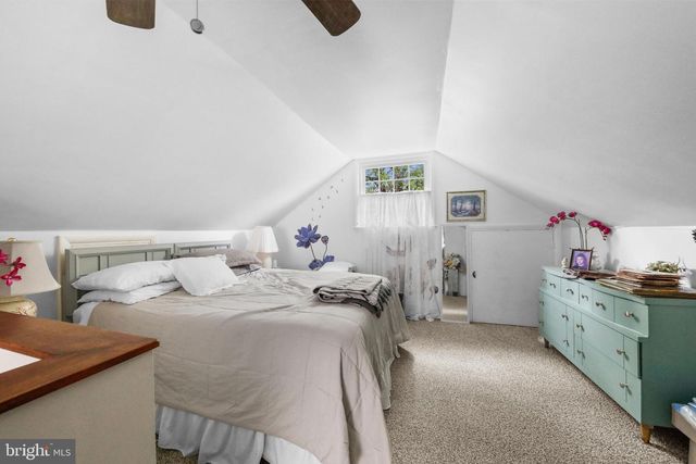 1010 VAN ROSSUM AVE, Beverly, NJ 08010