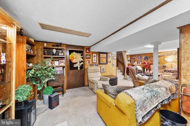 1010 VAN ROSSUM AVE, Beverly, NJ 08010