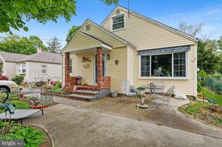 1010 VAN ROSSUM AVE, Beverly, NJ 08010