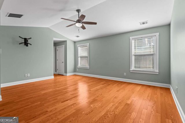 2043 Village Crest Drive NW, Atlanta, GA 30318