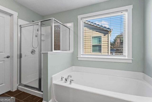 2043 Village Crest Drive NW, Atlanta, GA 30318