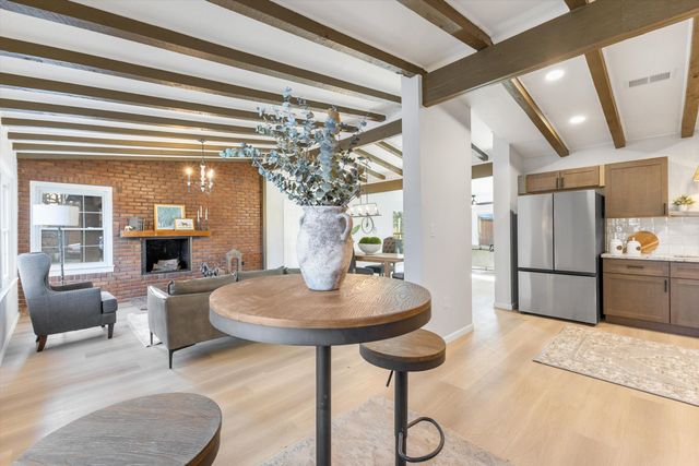 1420 Freeman Avenue NW, Albuquerque, NM 87107