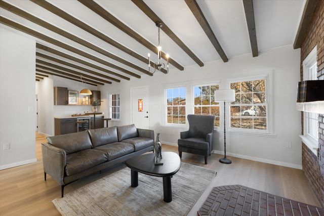 1420 Freeman Avenue NW, Albuquerque, NM 87107