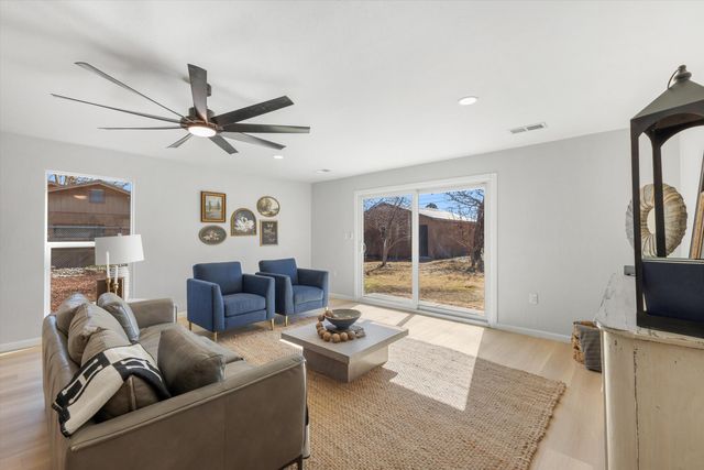 1420 Freeman Avenue NW, Albuquerque, NM 87107