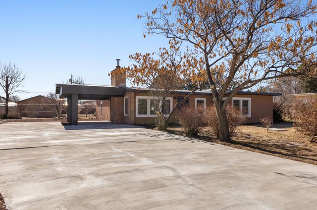 1420 Freeman Avenue NW, Albuquerque, NM 87107