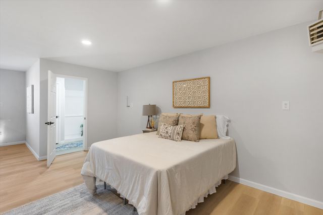 1420 Freeman Avenue NW, Albuquerque, NM 87107