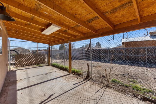 1420 Freeman Avenue NW, Albuquerque, NM 87107