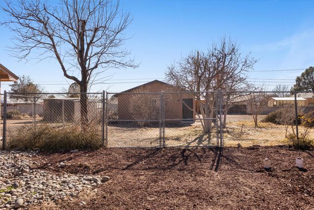 1420 Freeman Avenue NW, Albuquerque, NM 87107