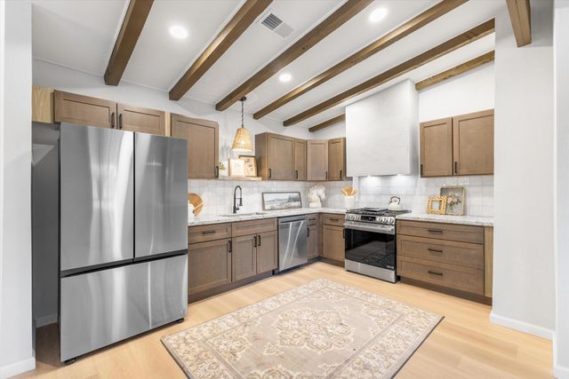 1420 Freeman Avenue NW, Albuquerque, NM 87107