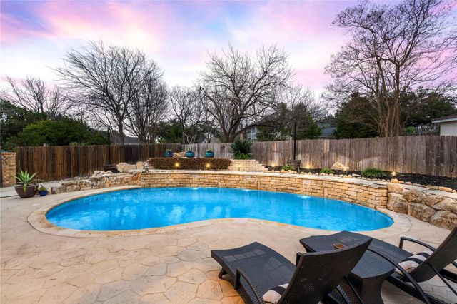 332 Explorer, Lakeway, TX 78734