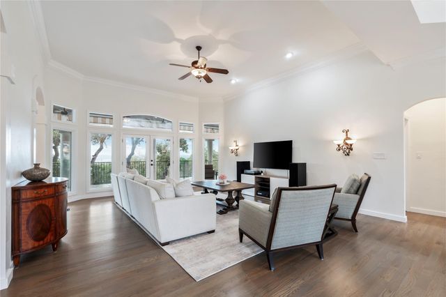 332 Explorer, Lakeway, TX 78734