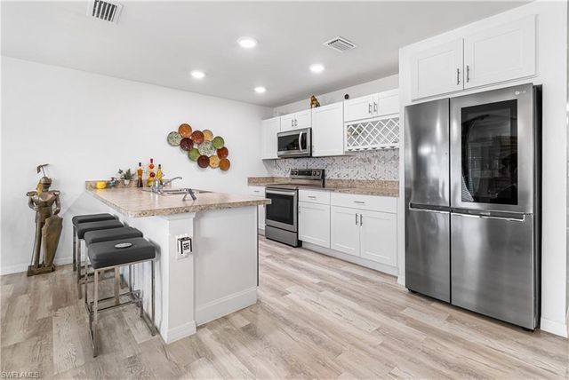 1501 NE 33rd ST, Cape Coral, FL 33909