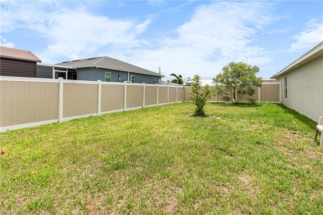1501 NE 33rd ST, Cape Coral, FL 33909