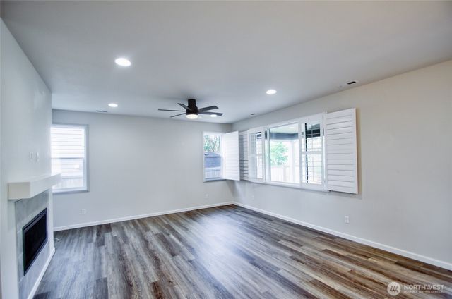 771 SE Nordmann Loop, Port Orchard, WA 98366