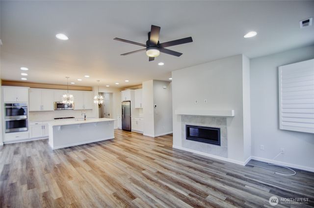 771 SE Nordmann Loop, Port Orchard, WA 98366