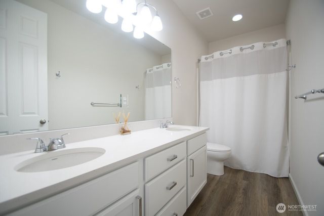771 SE Nordmann Loop, Port Orchard, WA 98366