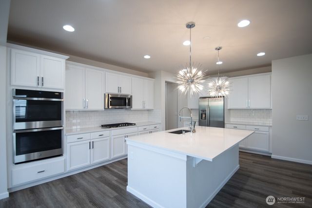 771 SE Nordmann Loop, Port Orchard, WA 98366