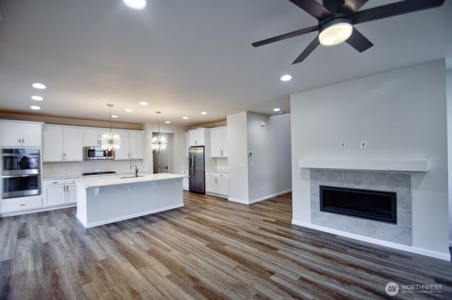 771 SE Nordmann Loop, Port Orchard, WA 98366