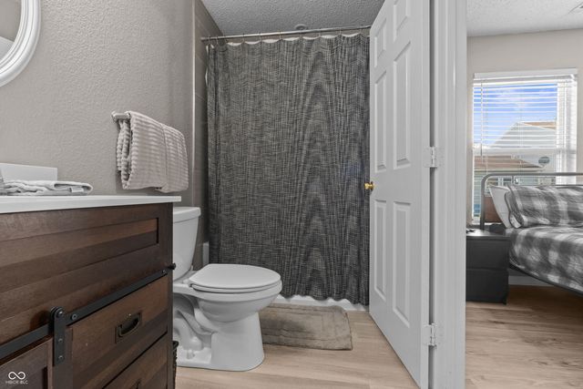 11913 Pronghorn Circle, Noblesville, IN 46060