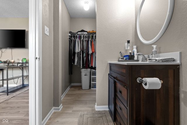 11913 Pronghorn Circle, Noblesville, IN 46060
